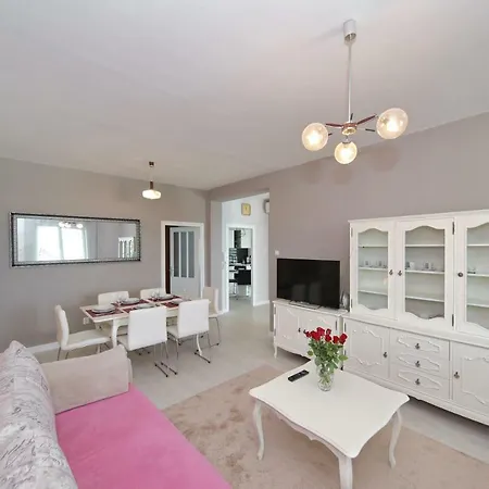 Hacienda Mia With Pool,Bbq,Free Parking Vikendica Zadar