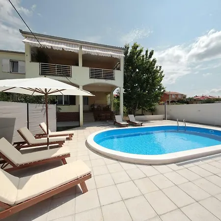 Holiday home Hacienda Mia With Pool,Bbq,Free Parking Zadar