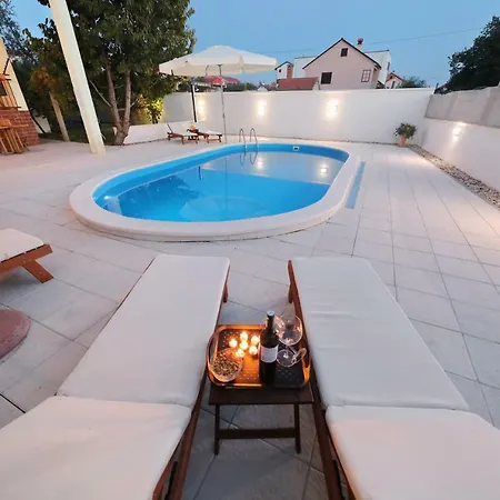 Hacienda Mia With Pool,bbq,free Parking Tatil Evi