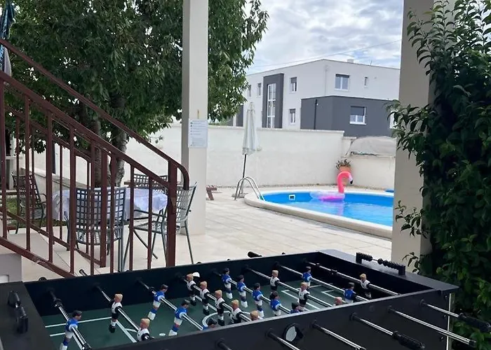 Hacienda Mia With Pool,bbq,free Parking 別荘 ザダル