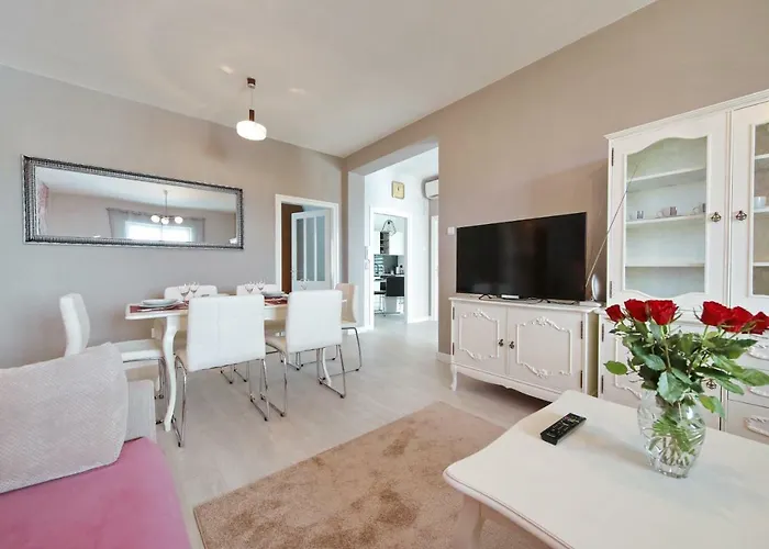 Hacienda Mia With Pool,bbq,free Parking 別荘 *